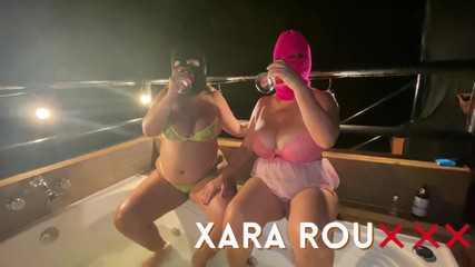 My Stepmom Wants to Fuck a BBC We Met on Tinder