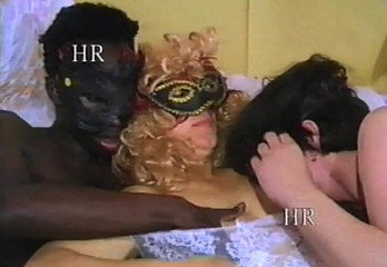 Italian pornography 90s - The exclusive video #7 - Stories of Italian housewives!