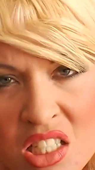 Anastasia Christ Takes It All From Lexington