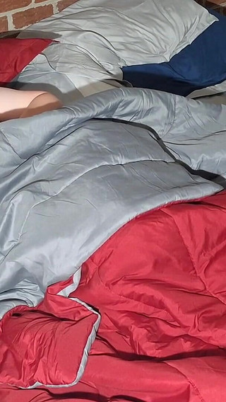 Stepdad Gone She in Bed Naked Stepmother Suck It 5 Mins Before He Walk Through Door From Work